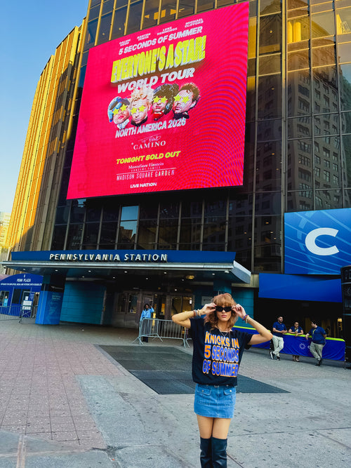 KNICKS IN 5 SECONDS OF SUMMER Shirt